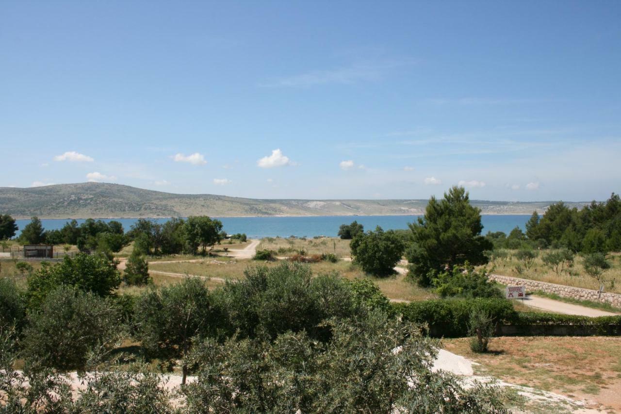 Mobile Homes Katinka, Starigrad Paklenica, Croatia Εξωτερικό φωτογραφία