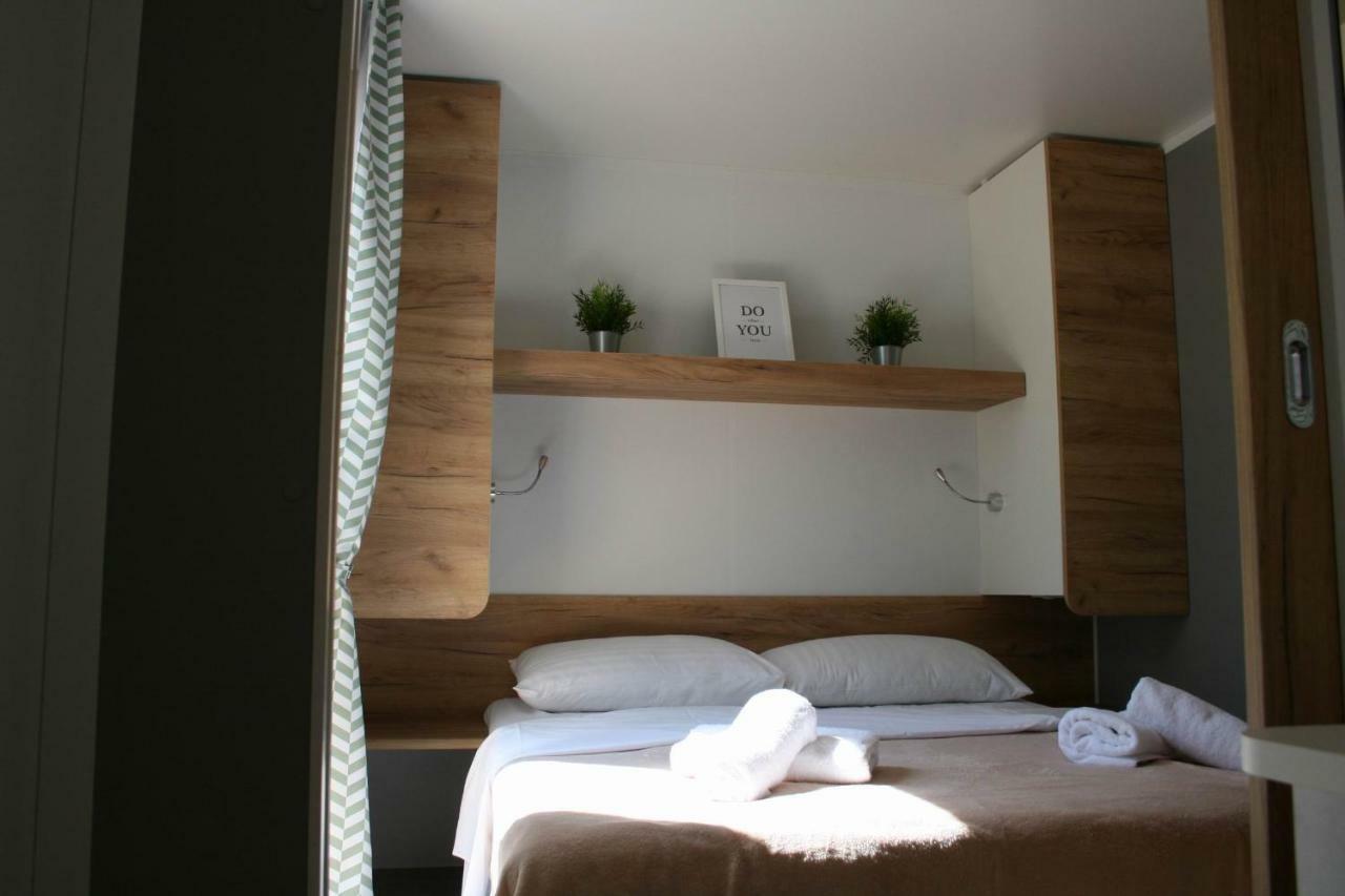 Mobile Homes Katinka, Starigrad Paklenica, Croatia Εξωτερικό φωτογραφία